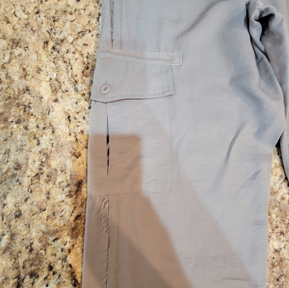 Anthro Tiny Gray Cargo Pants Women's Size Small - Picture 5 of 12